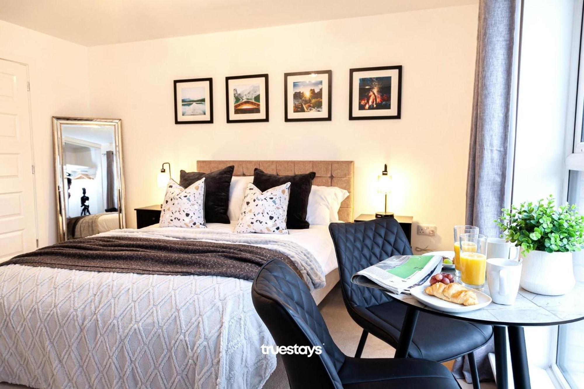 Ambassador House By Truestays - Luxury 4 Bedroom House In Stoke-On-Trent Etruria Eksteriør billede