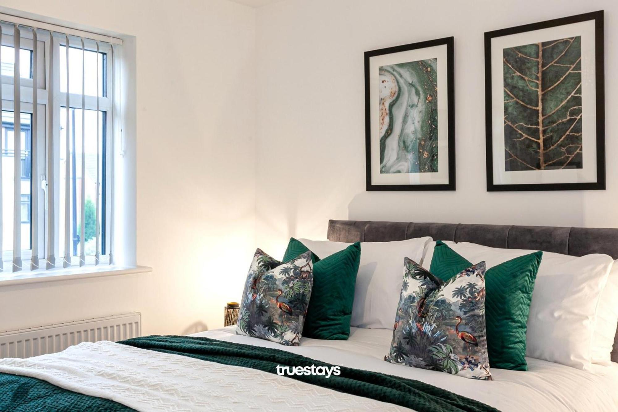 Ambassador House By Truestays - Luxury 4 Bedroom House In Stoke-On-Trent Etruria Eksteriør billede