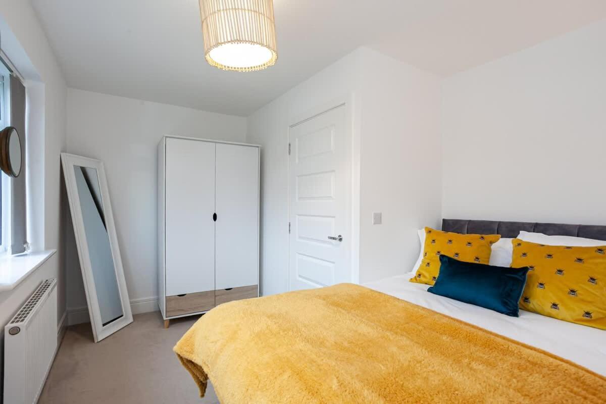 Ambassador House By Truestays - Luxury 4 Bedroom House In Stoke-On-Trent Etruria Eksteriør billede