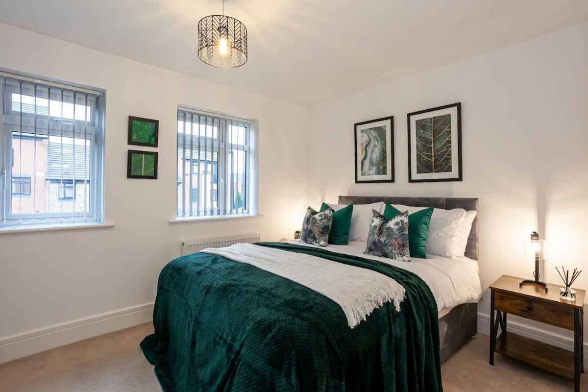 Ambassador House By Truestays - Luxury 4 Bedroom House In Stoke-On-Trent Etruria Eksteriør billede